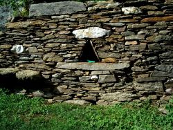 Niche en triangle